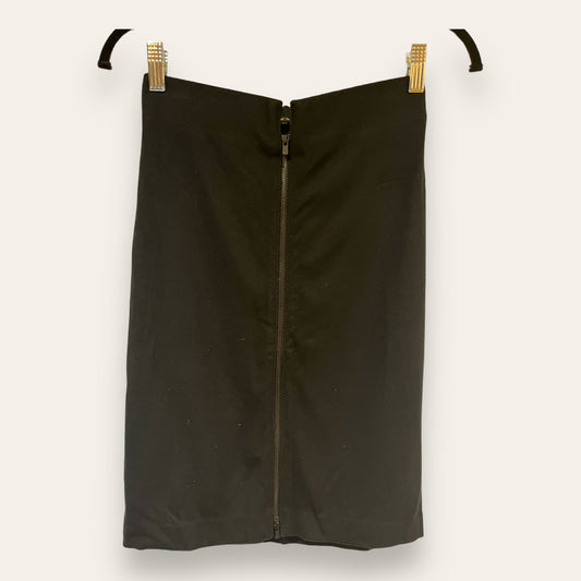 Black skirt by Theory